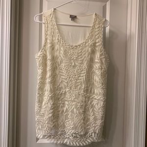 FINAL SALE $5   Beautiful J Jill Lace Top Size M